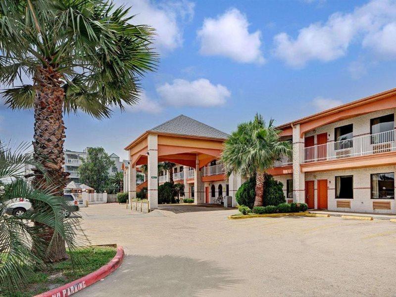 Hotel Super 8 By Wyndham Galveston Extérieur photo