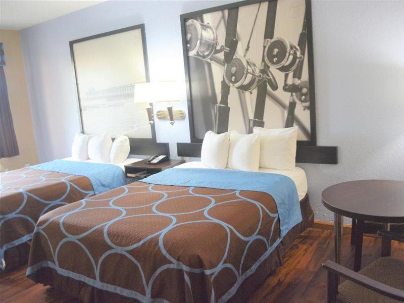 Hotel Super 8 By Wyndham Galveston Extérieur photo