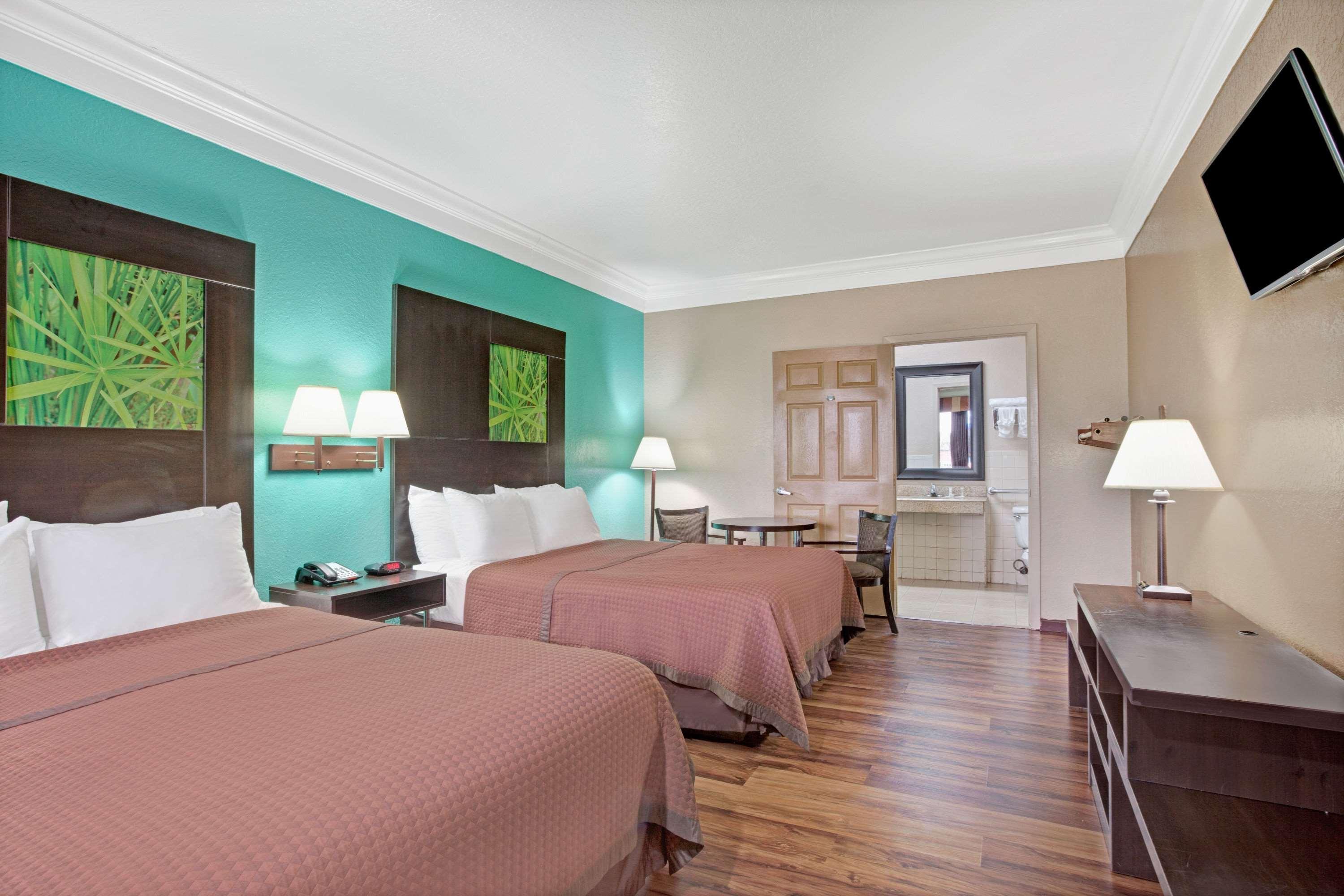Hotel Super 8 By Wyndham Galveston Extérieur photo