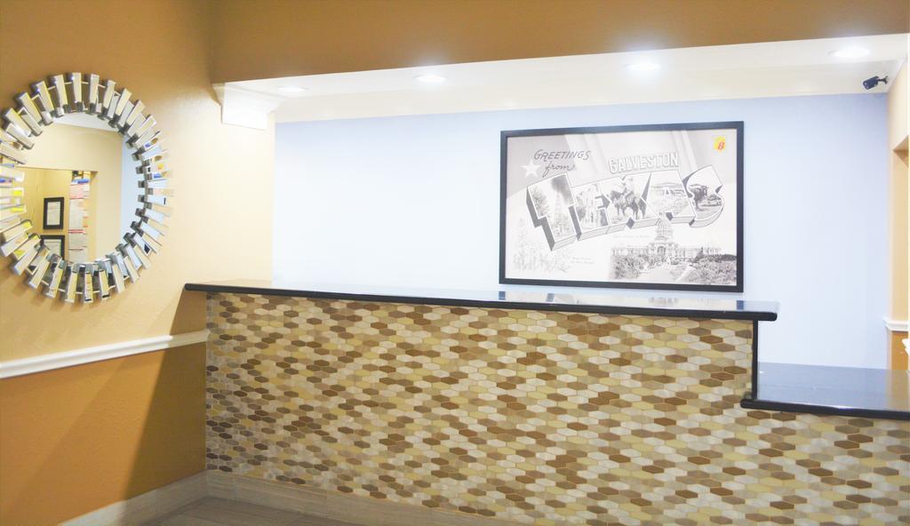 Hotel Super 8 By Wyndham Galveston Extérieur photo